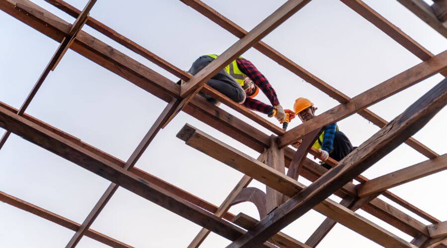 Expert new roof installation services in Kinmundy, IL